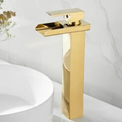 Bathroom Sink Faucet High Waterfall Spout For Washbasin, Modern Square Chrome Single Hole Cold And Hot Water Mixer Tap (Gold)